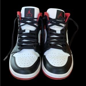 Air Jordan 1s Size 9 Mens